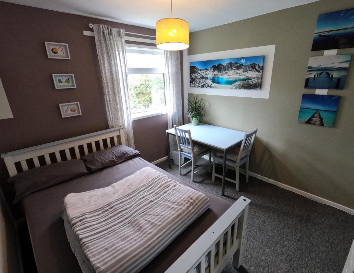 Hampton House Hotel Northampton Bagian luar foto