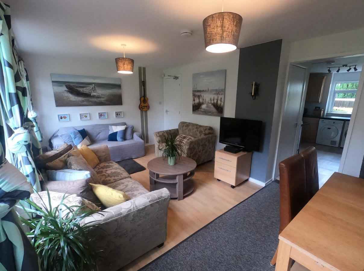 Hampton House Hotel Northampton Bagian luar foto