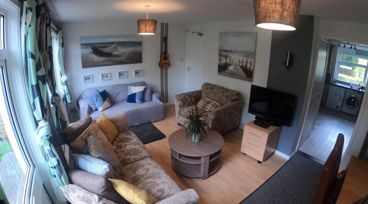 Hampton House Hotel Northampton Bagian luar foto